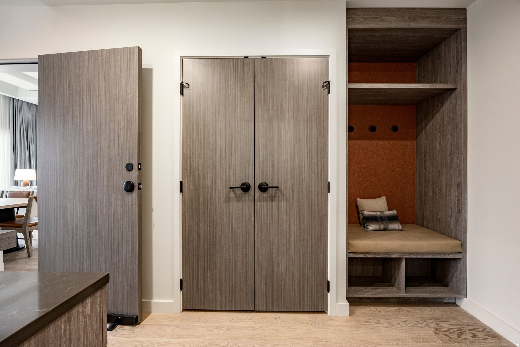 2417 W HIGH MOUNTAIN RD #3605