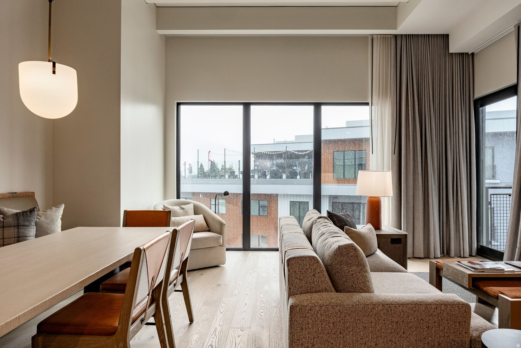 2417 W HIGH MOUNTAIN RD #3605