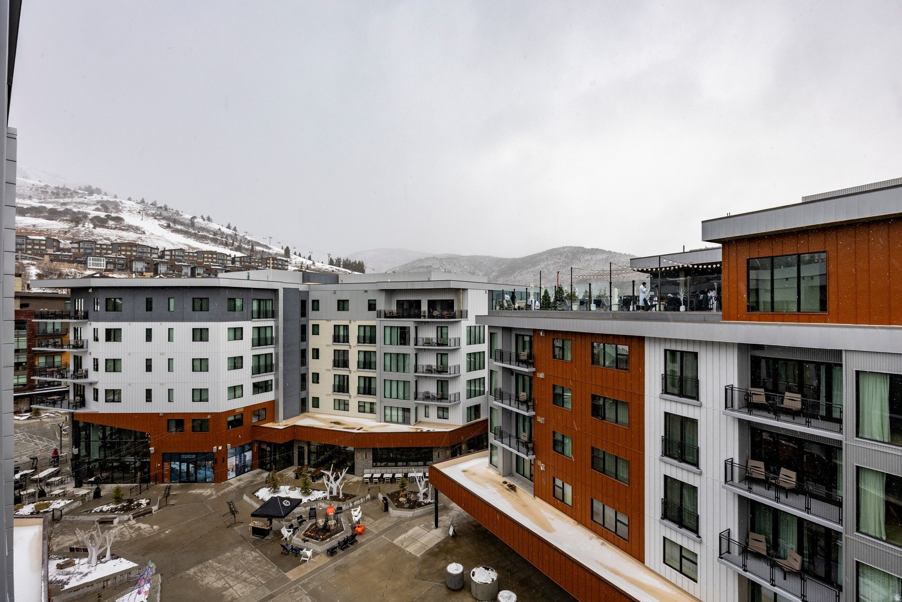 2417 W HIGH MOUNTAIN RD #3605