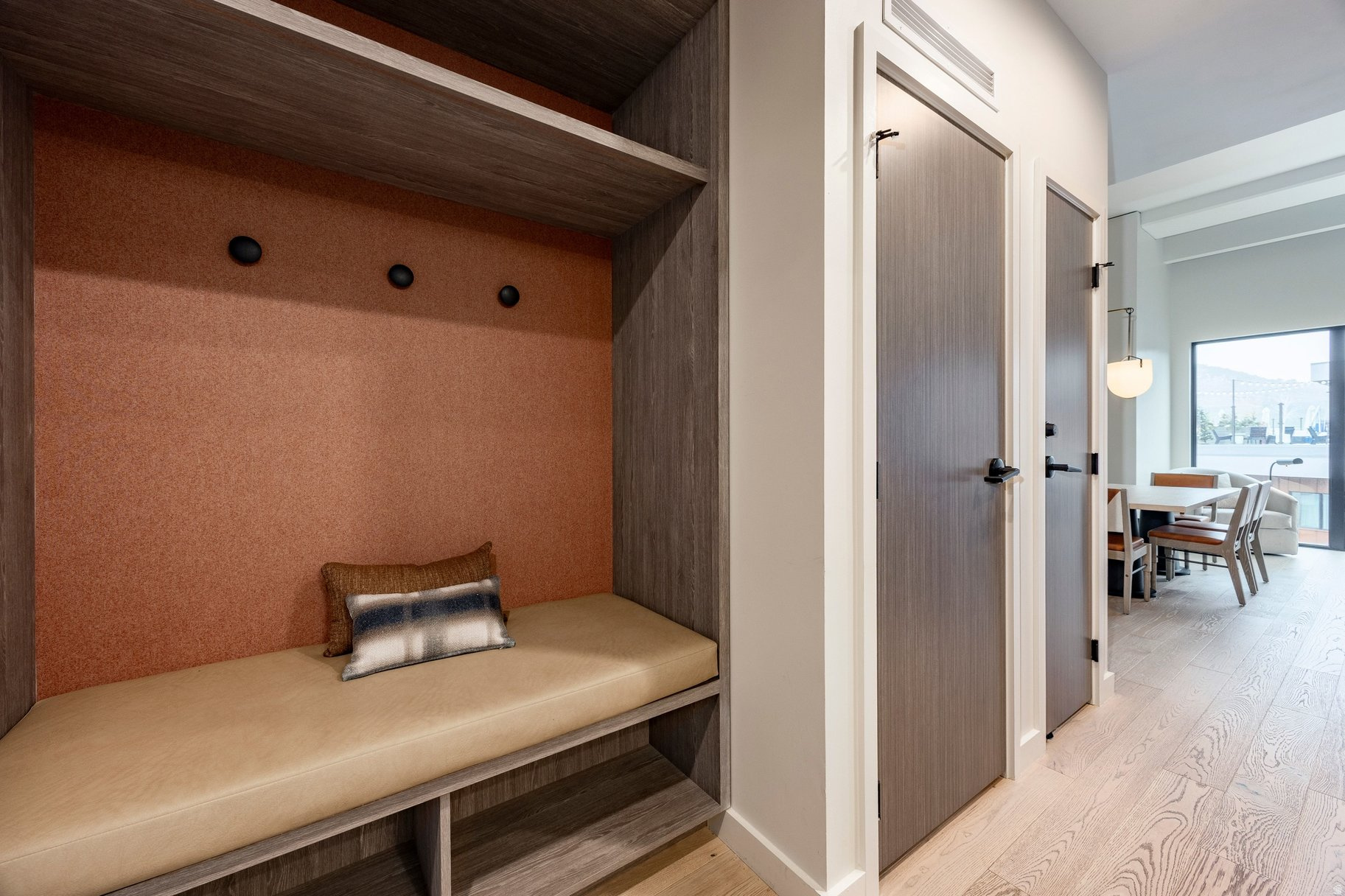 2417 W HIGH MOUNTAIN RD #3605