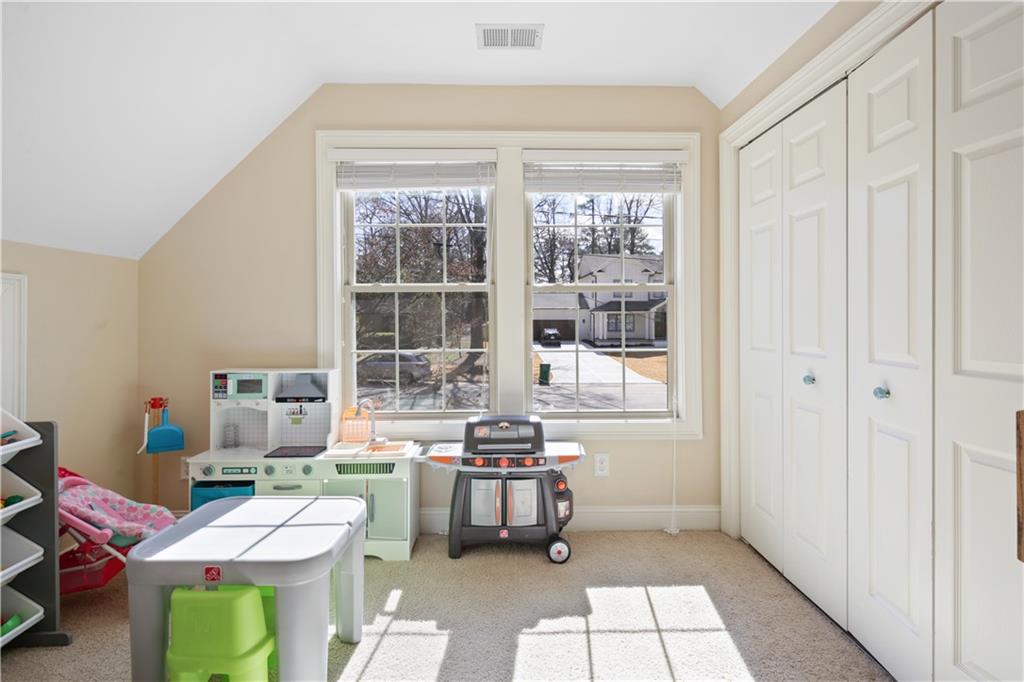 2384 Greylock Place