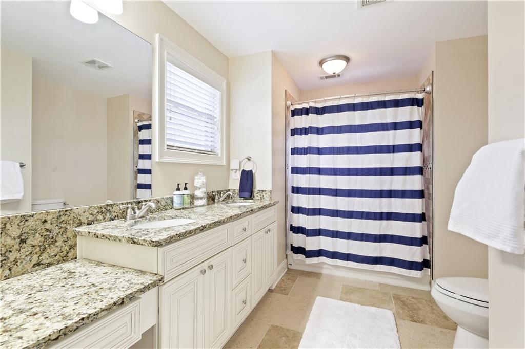 2384 Greylock Place