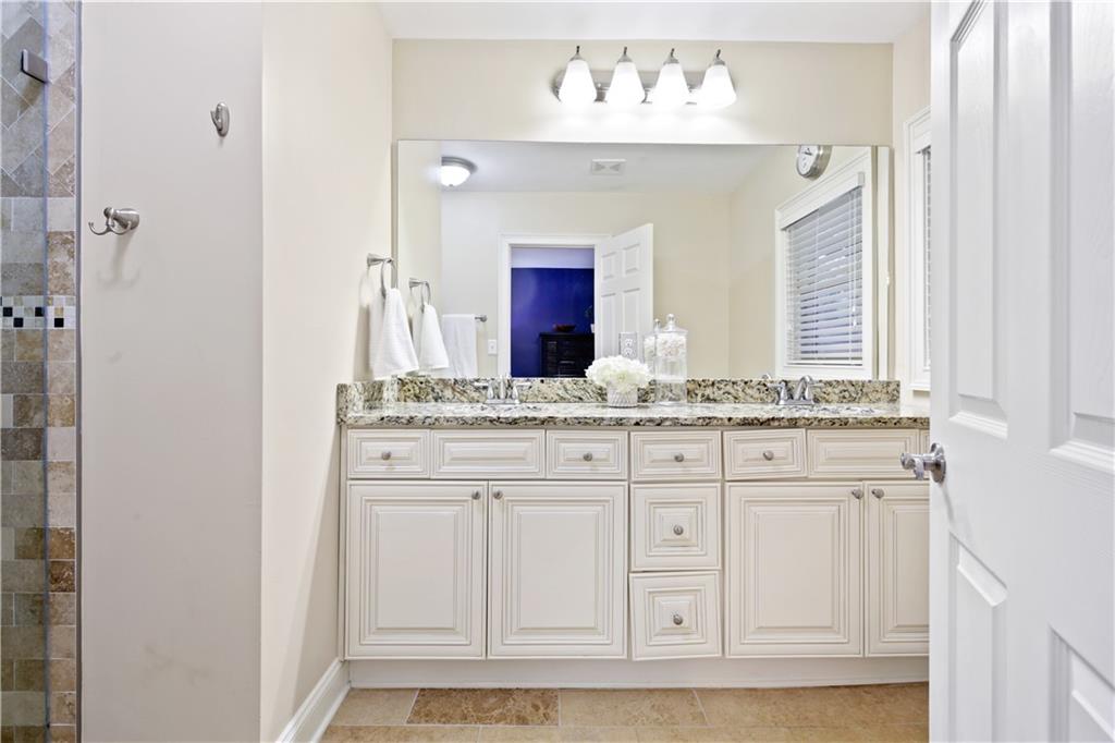 2384 Greylock Place
