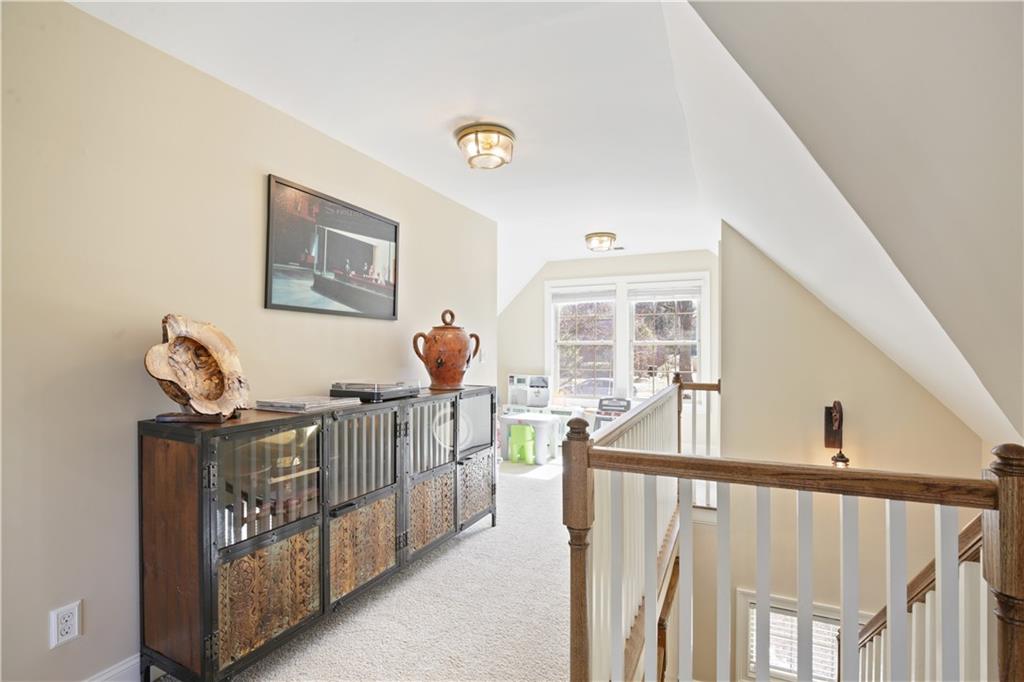 2384 Greylock Place