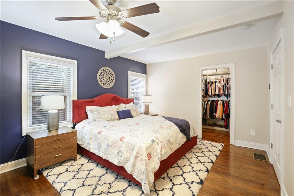 2384 Greylock Place