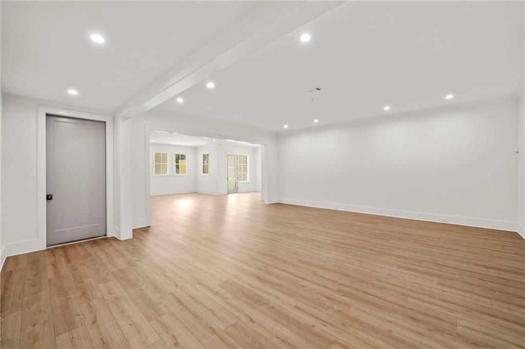 1074 Moores Mill Road NW