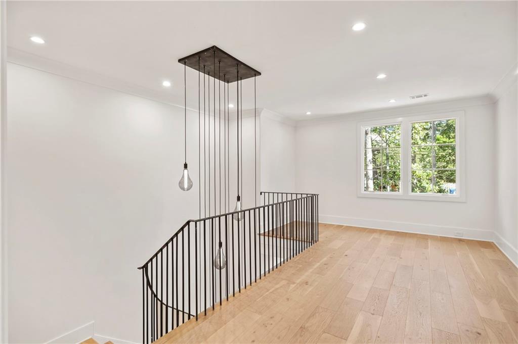 1074 Moores Mill Road NW