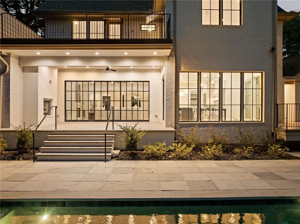 1074 Moores Mill Road NW