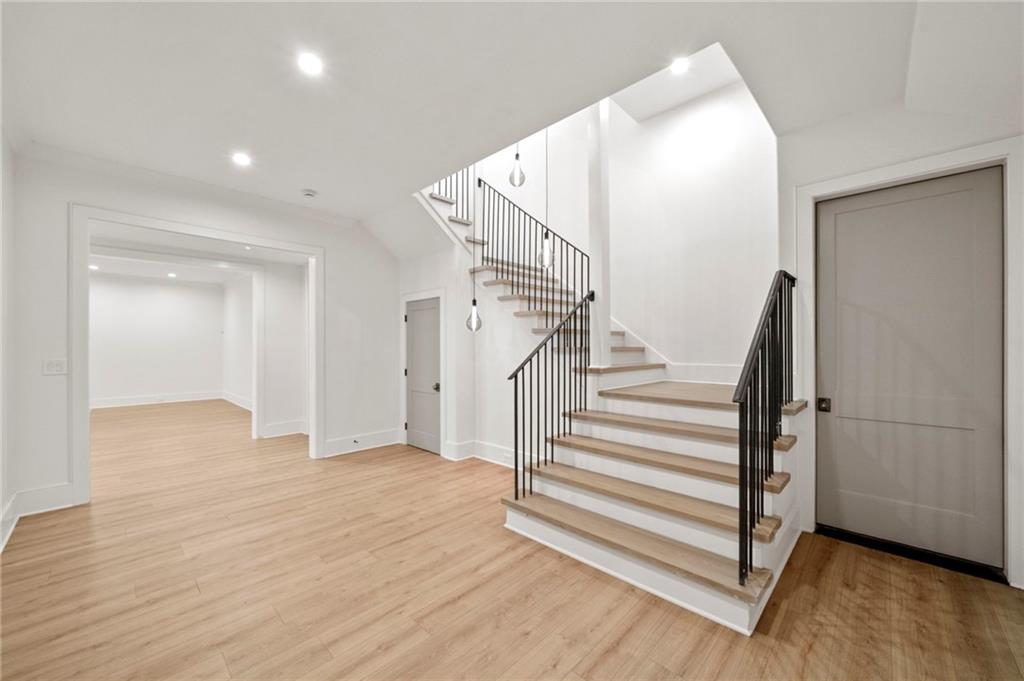 1074 Moores Mill Road NW