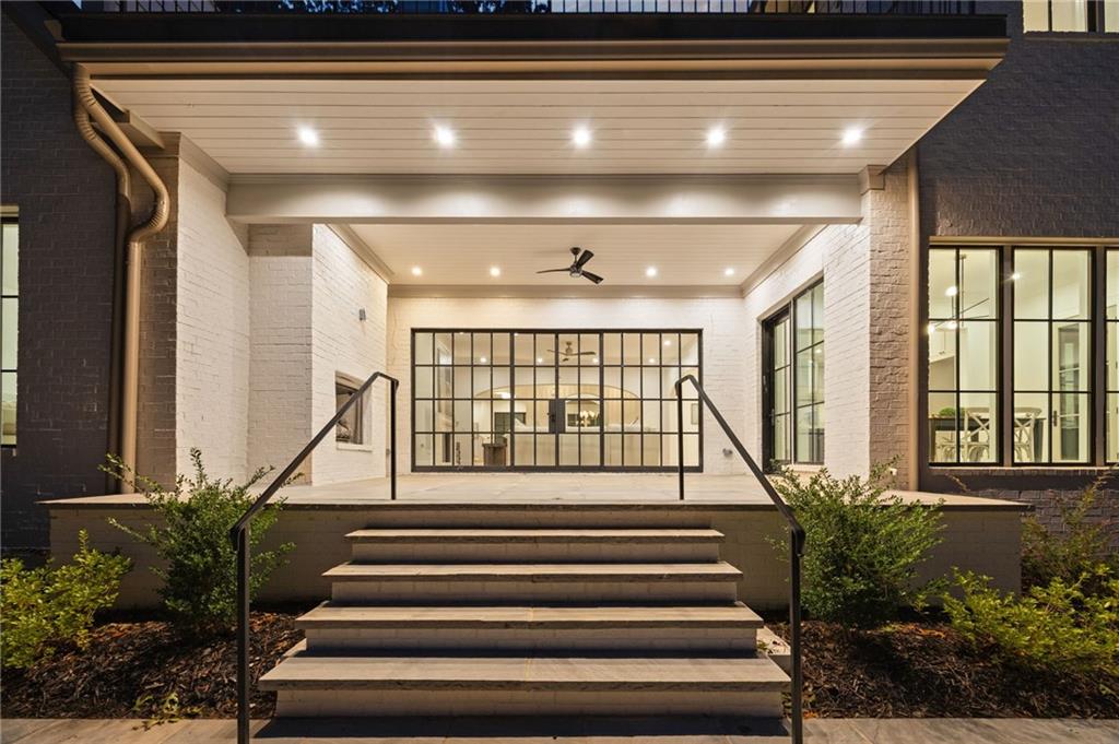 1074 Moores Mill Road NW