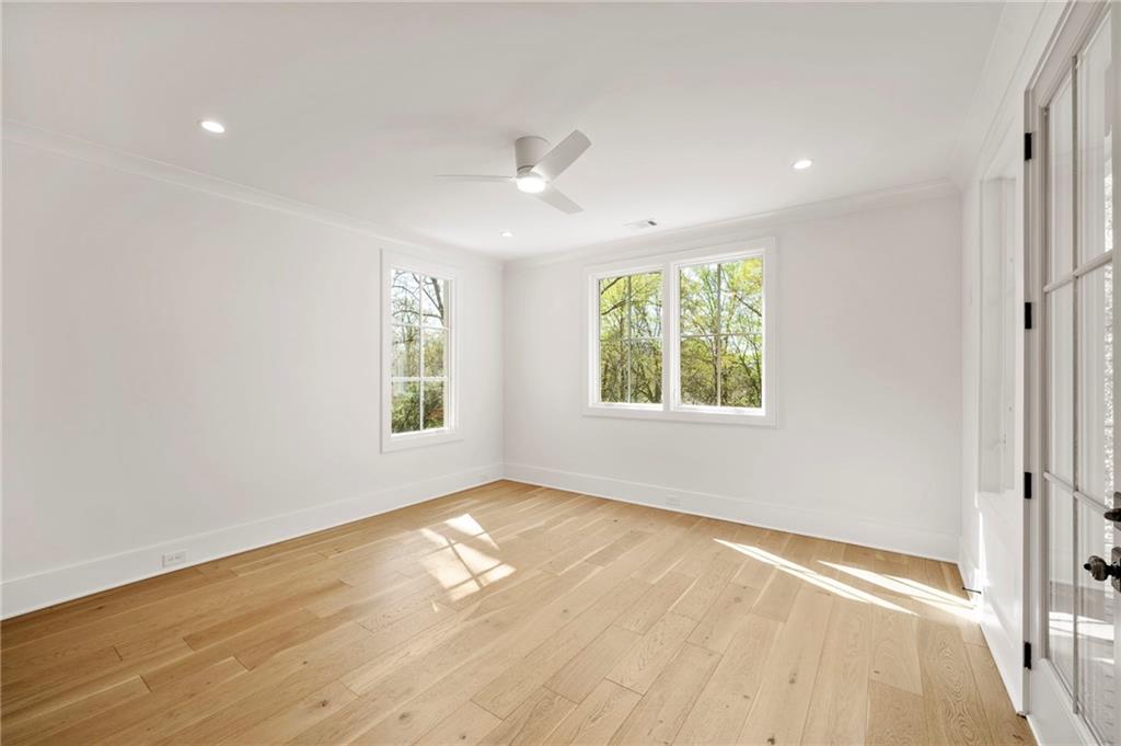 1074 Moores Mill Road NW