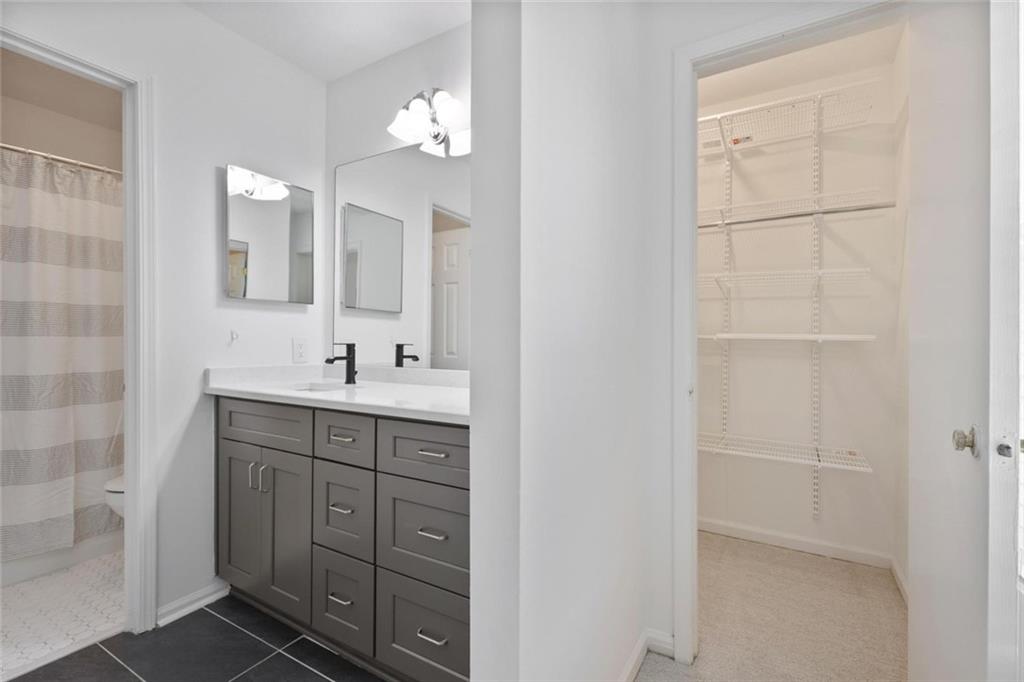 5 Palace Green Place NW