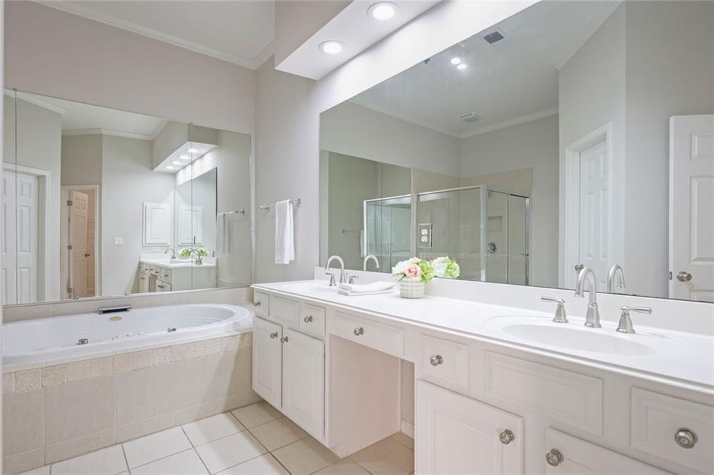 478 Vinings Estates Drive SE