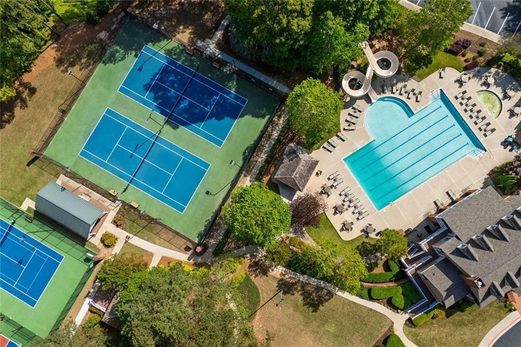 478 Vinings Estates Drive SE