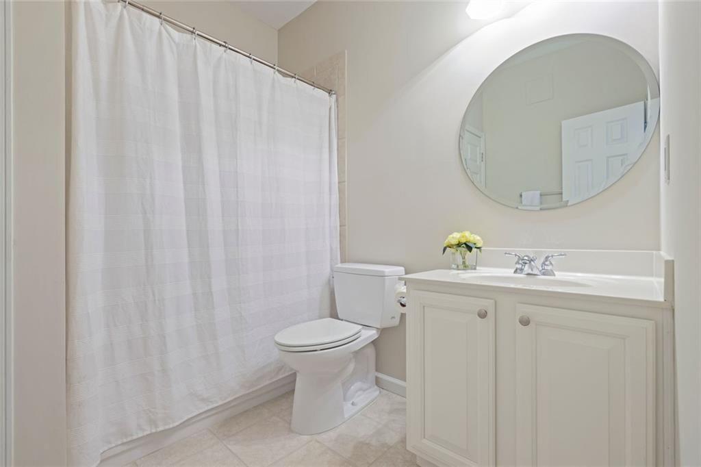 478 Vinings Estates Drive SE