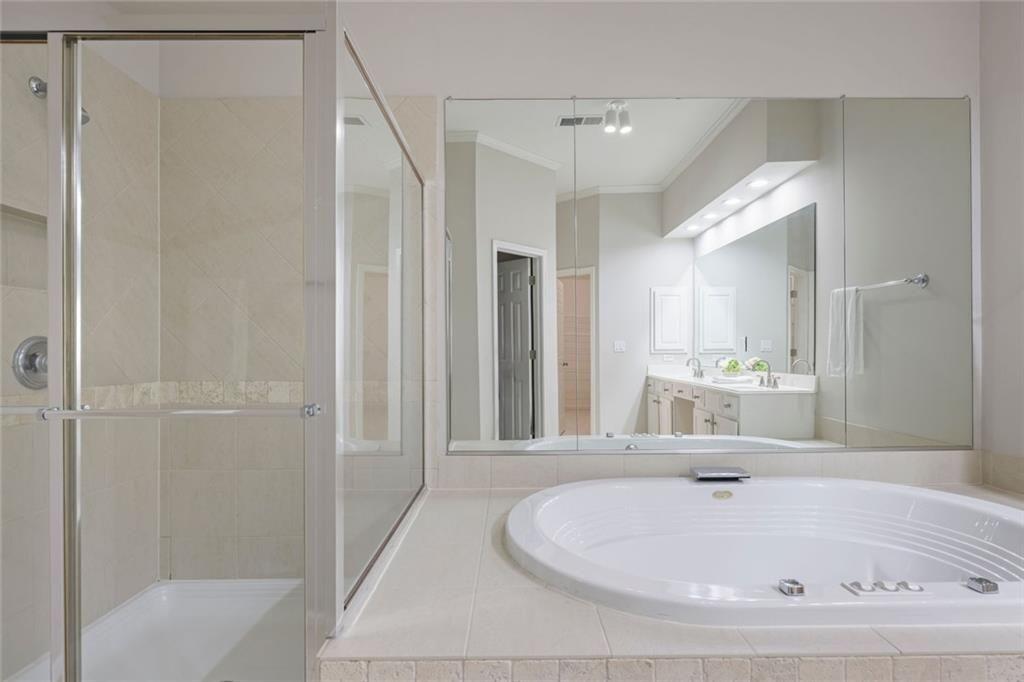 478 Vinings Estates Drive SE