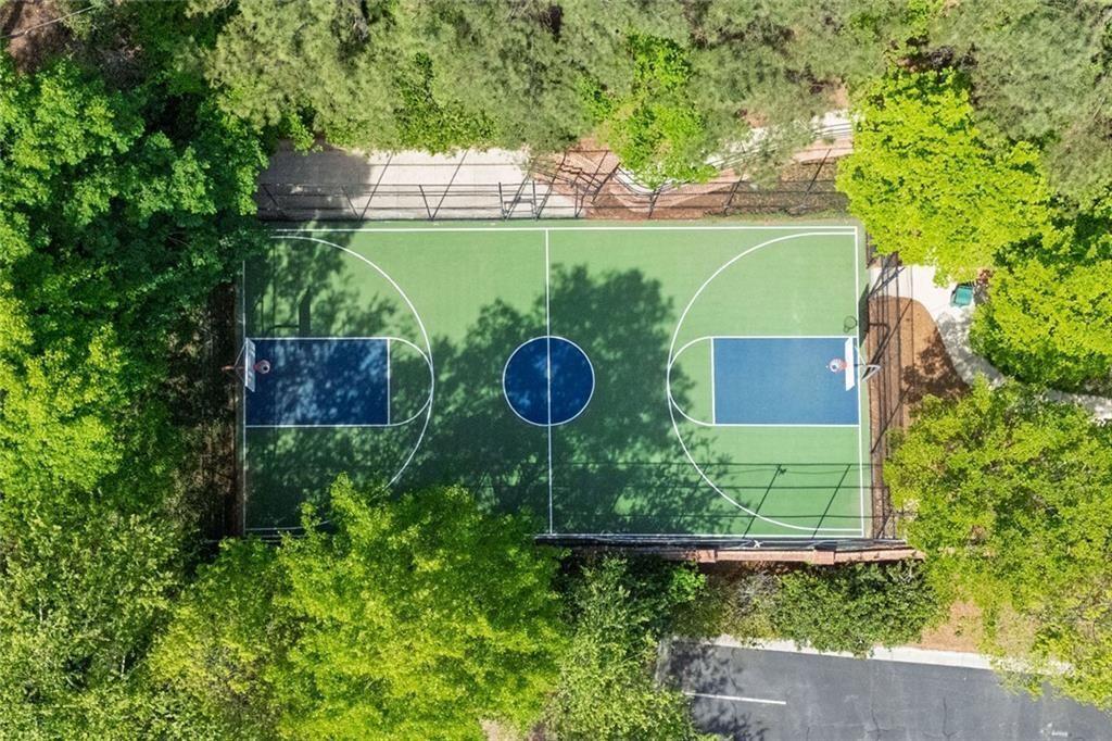 478 Vinings Estates Drive SE