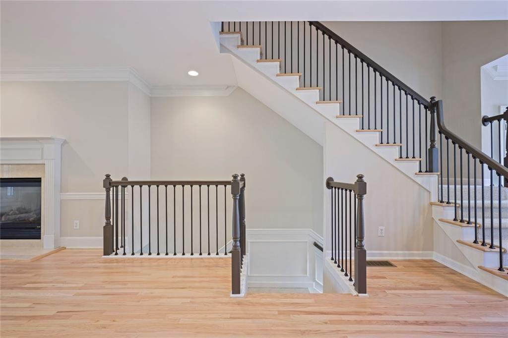 478 Vinings Estates Drive SE