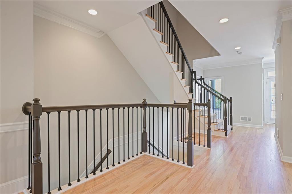 478 Vinings Estates Drive SE