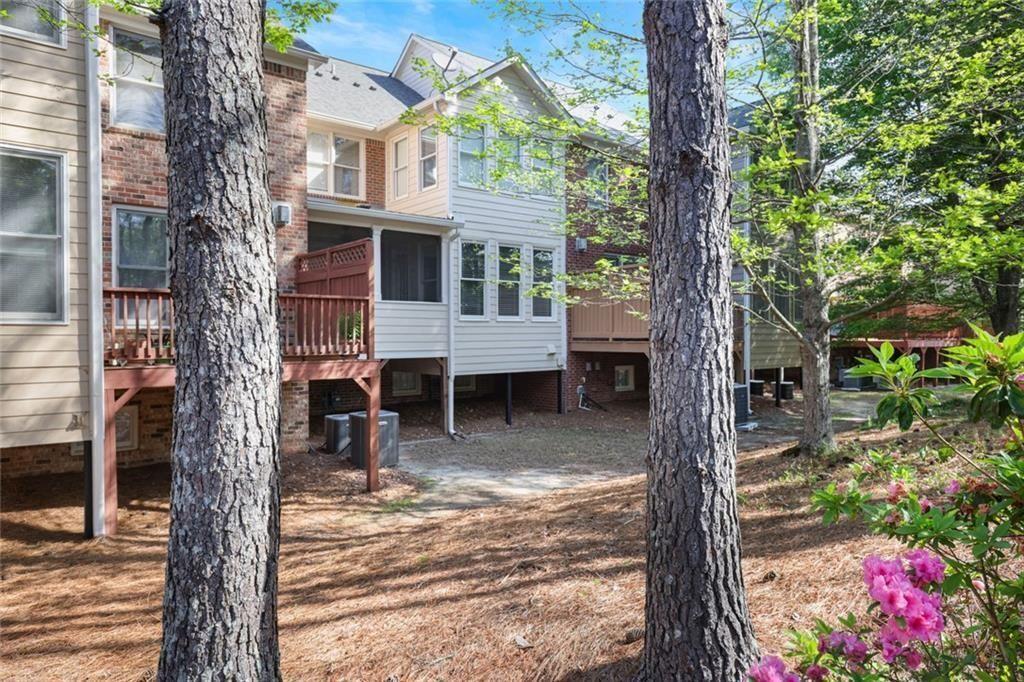 478 Vinings Estates Drive SE