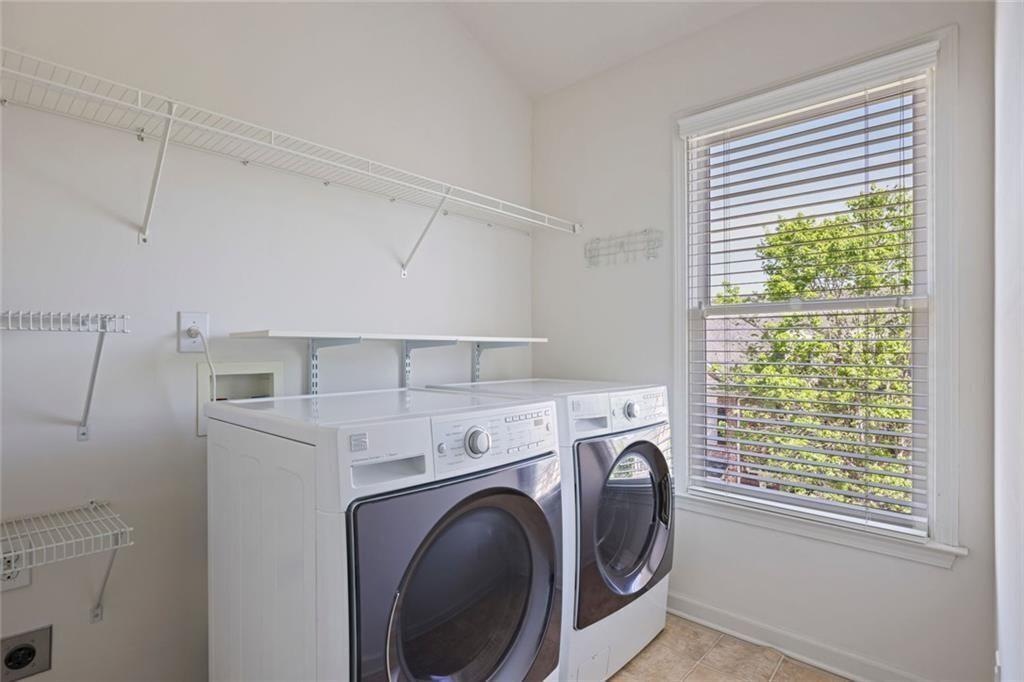 478 Vinings Estates Drive SE