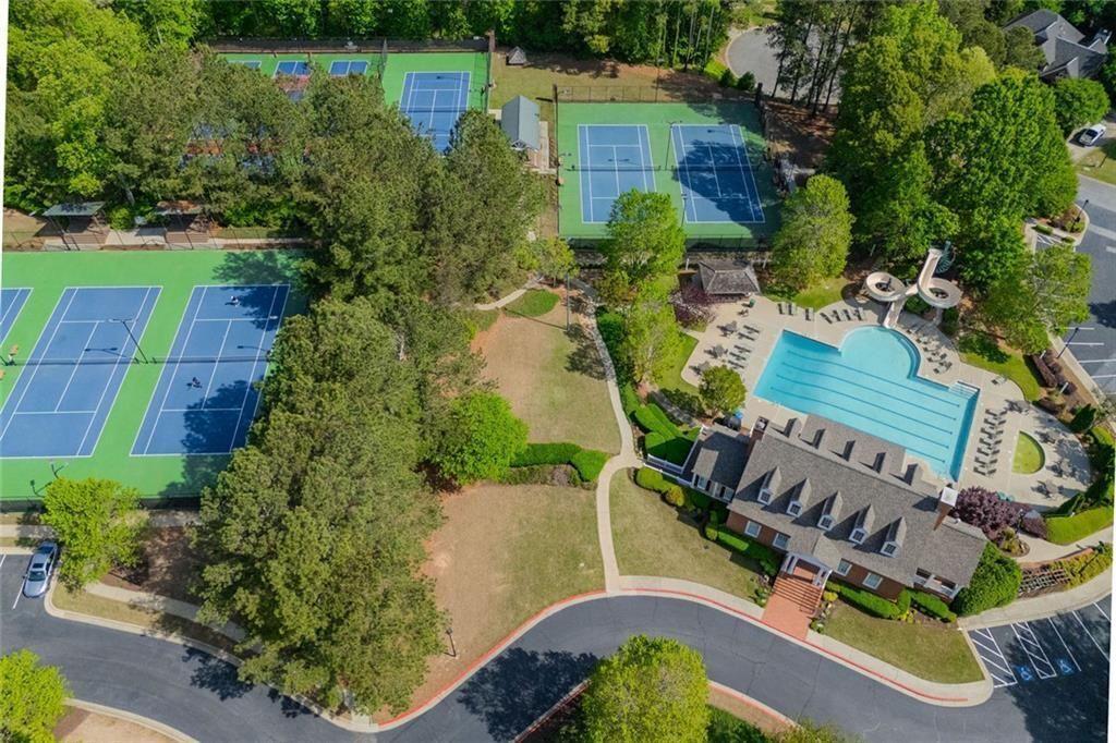 478 Vinings Estates Drive SE