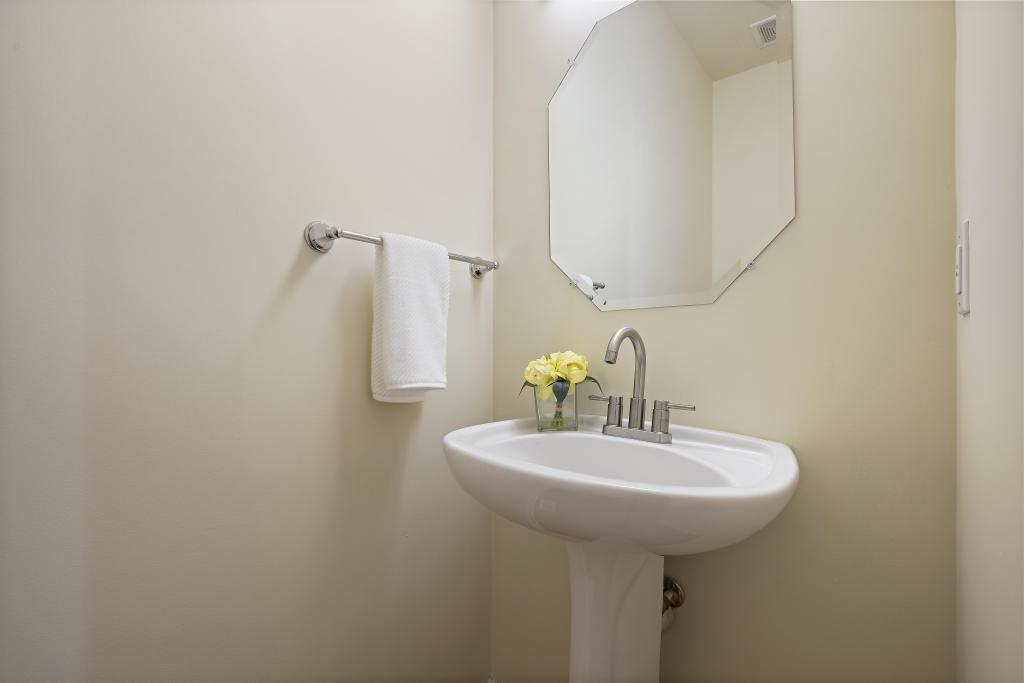 403 Iona Abbey Court SE Unit 6