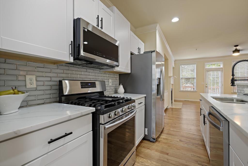 403 Iona Abbey Court SE Unit 6