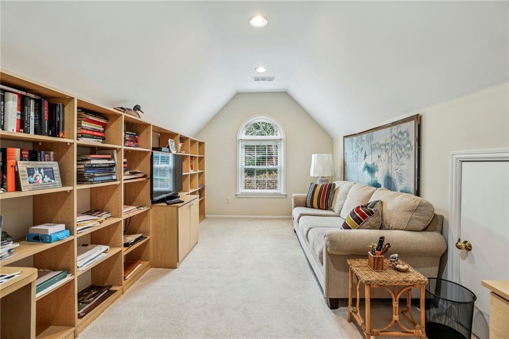 404 Brookview Circle