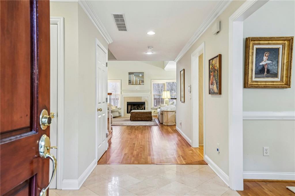 404 Brookview Circle