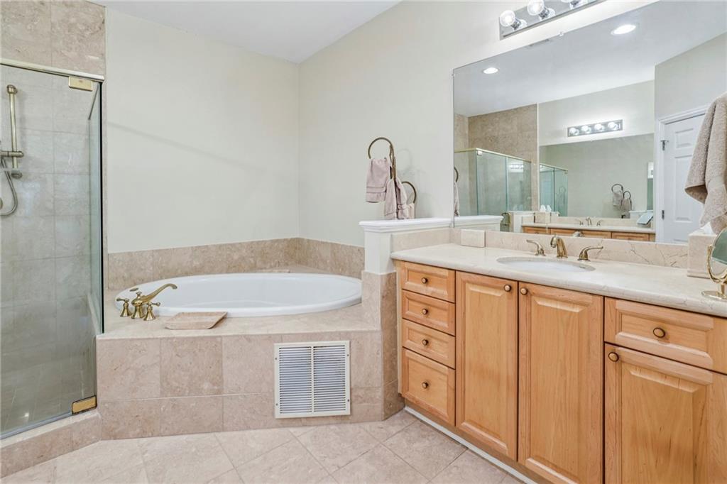 404 Brookview Circle