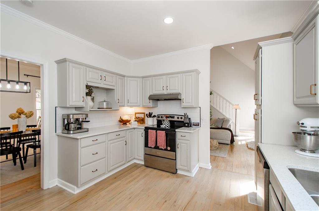 785 Swan Lane