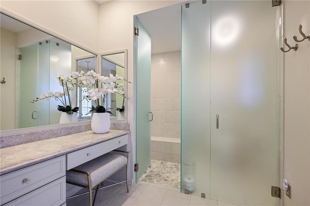 2080 Old Dominion Road