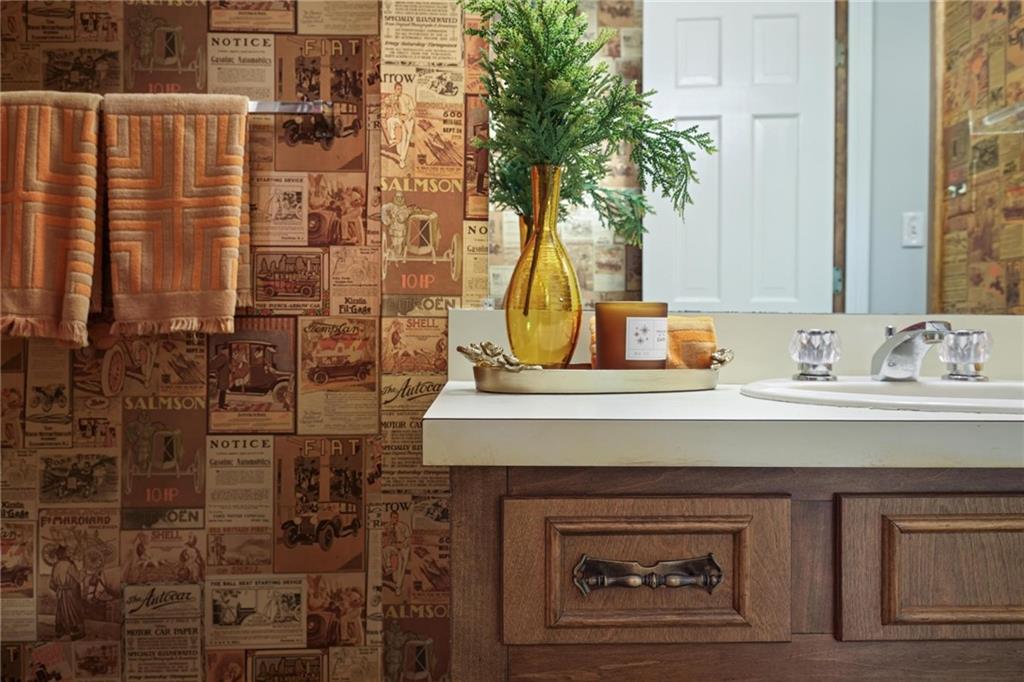 2080 Old Dominion Road