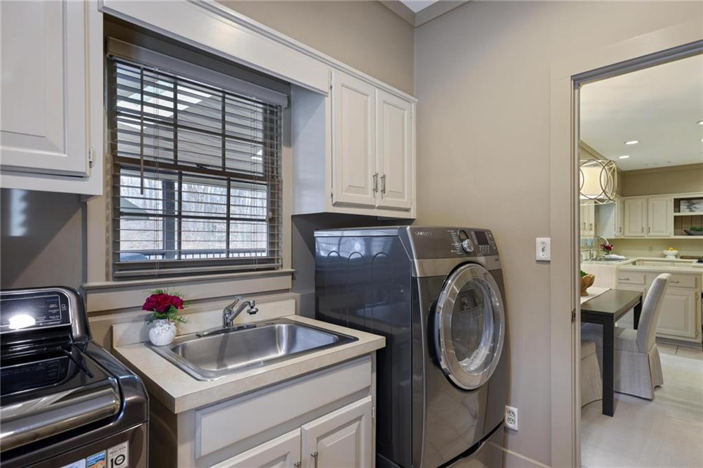 2080 Old Dominion Road