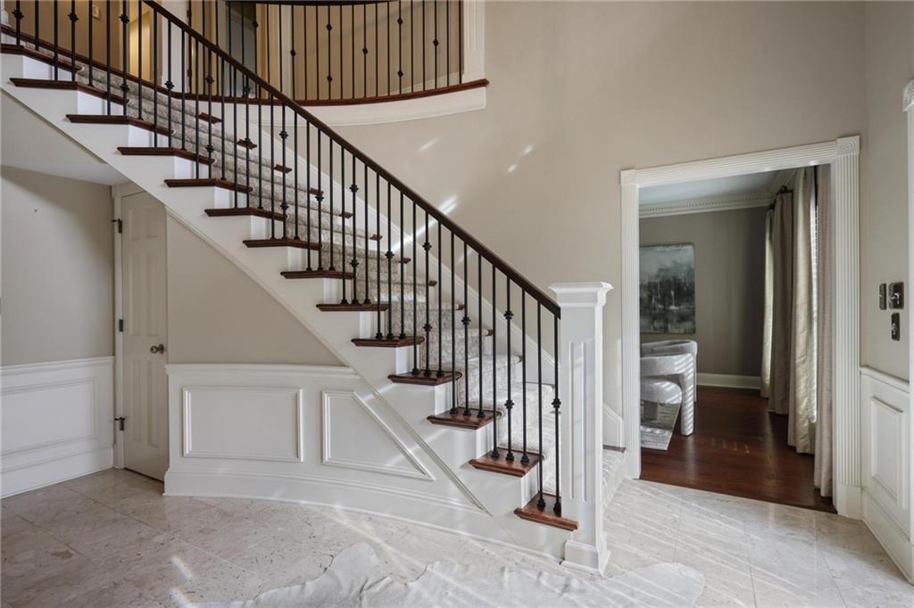 2080 Old Dominion Road