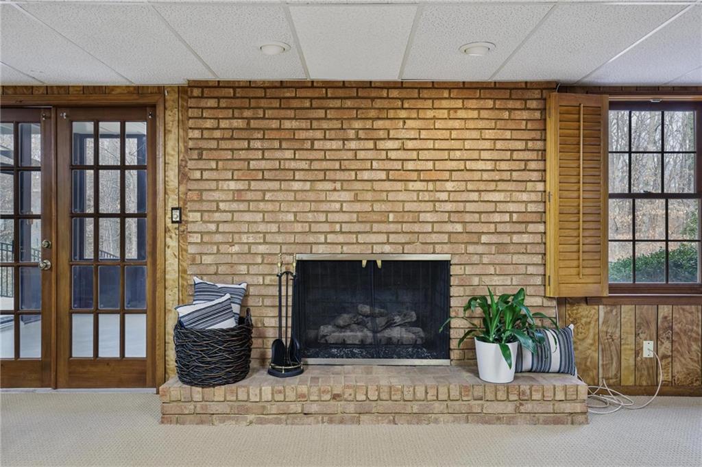 2080 Old Dominion Road