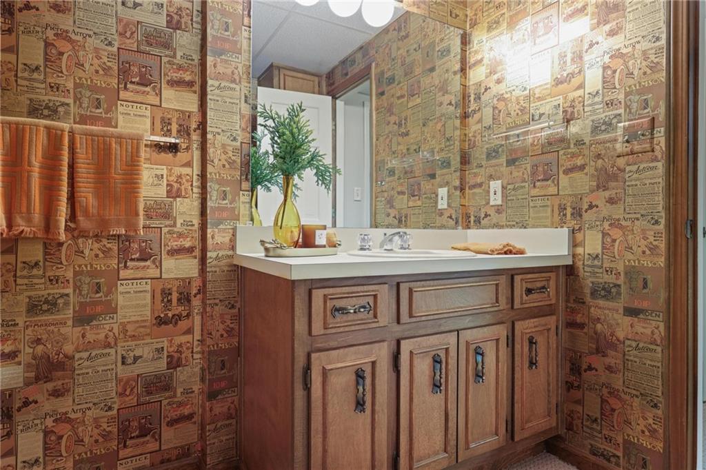 2080 Old Dominion Road