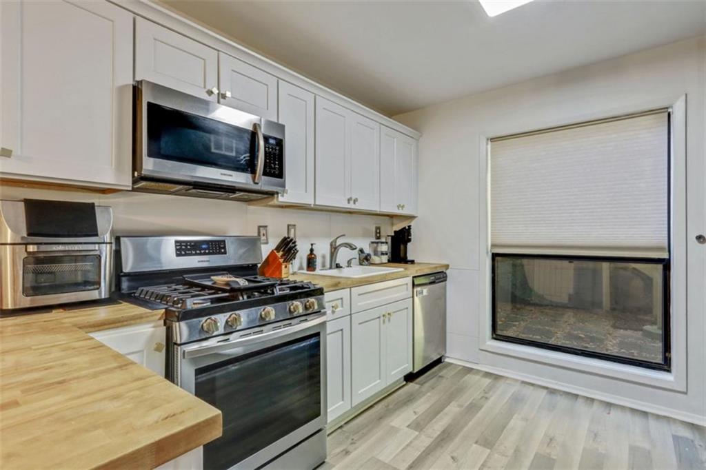 205 Woodcliff Drive