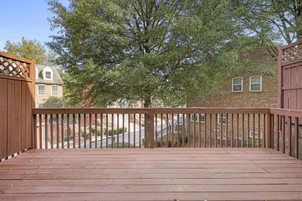 403 Iona Abbey Court SE