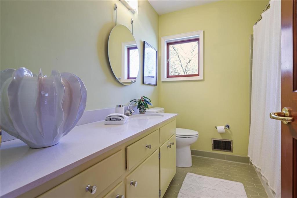 3872 Harts Mill Lane