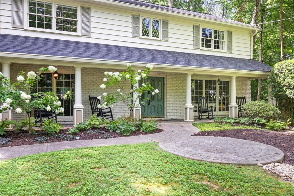 355 Earlston Drive NE