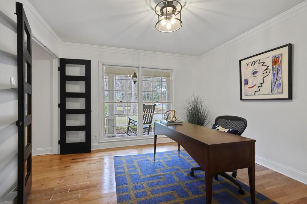 355 Earlston Drive NE