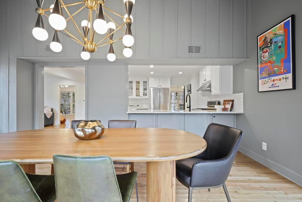 355 Earlston Drive NE