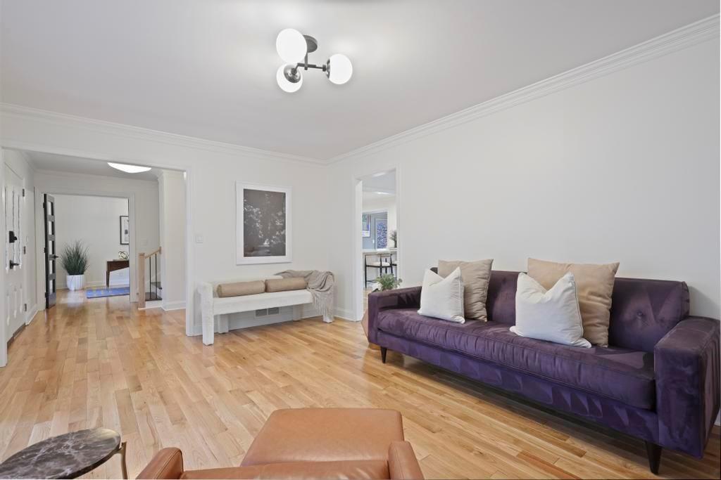 355 Earlston Drive NE