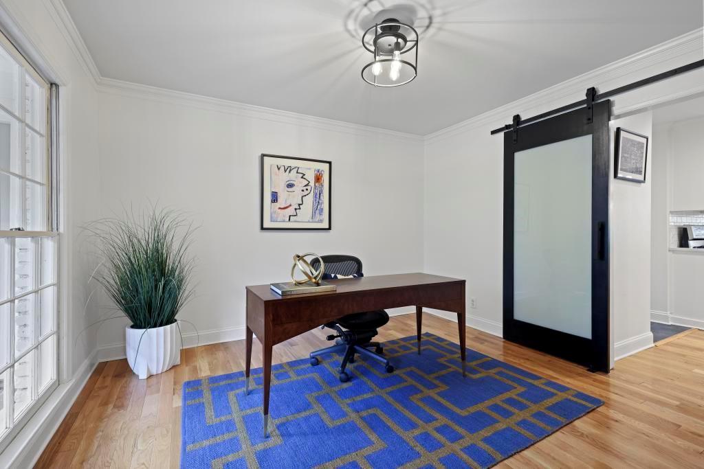 355 Earlston Drive NE