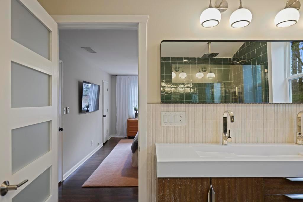 355 Earlston Drive NE