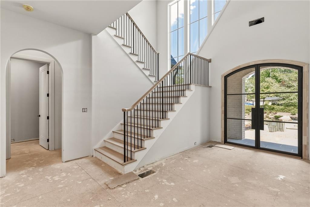 720 Edgewater Trail