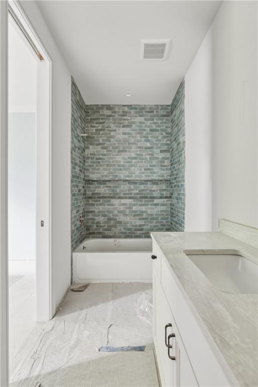 720 Edgewater Trail