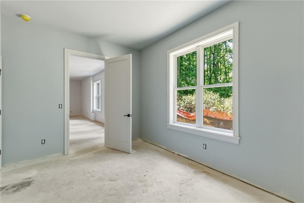 720 Edgewater Trail